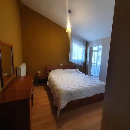 Hotel Tirona